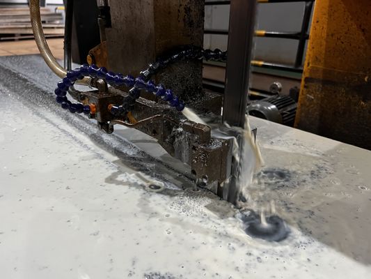 Materia prima affidabile d'acciaio di muffa di  10Ni3MnCuAl per gli stampaggi ad iniezione